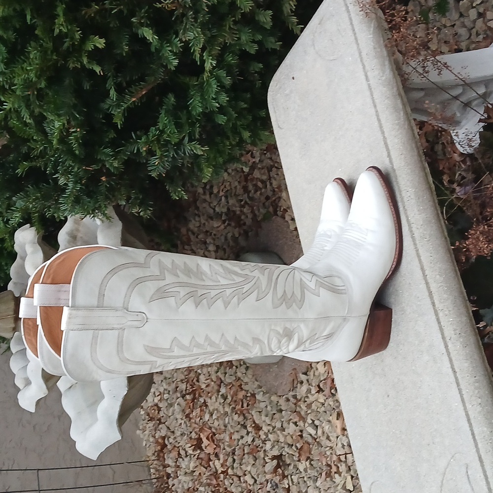 TECOVAS The Abby tall Leather boot, EUC. size 9.5B - Picture 11 of 15